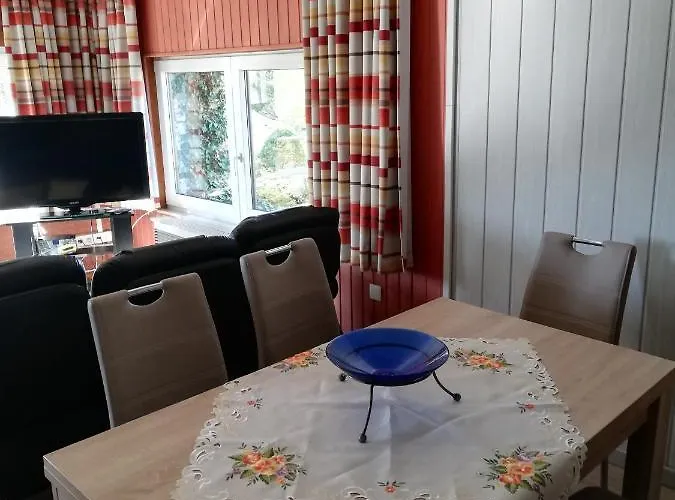 Haus Pauline Apartment Montenau